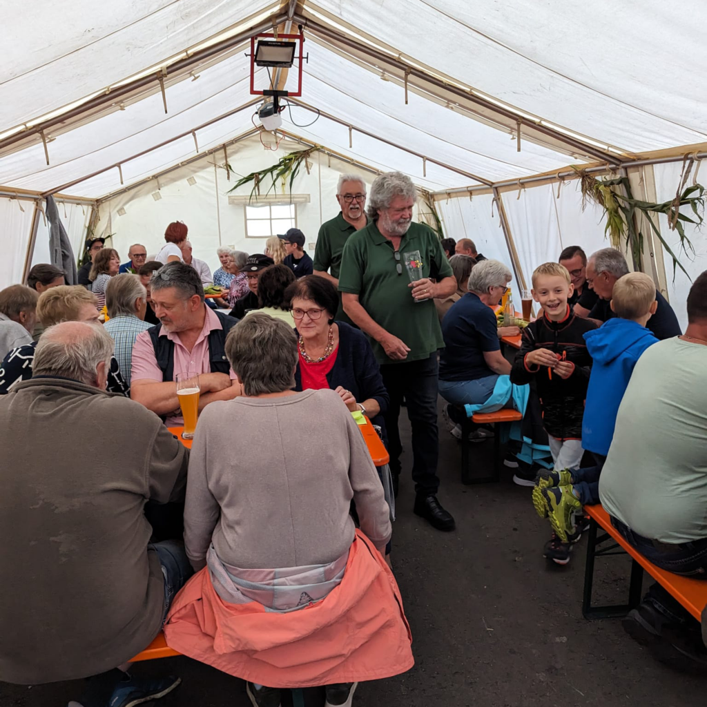 Sommerhock 2023 im Zelt
